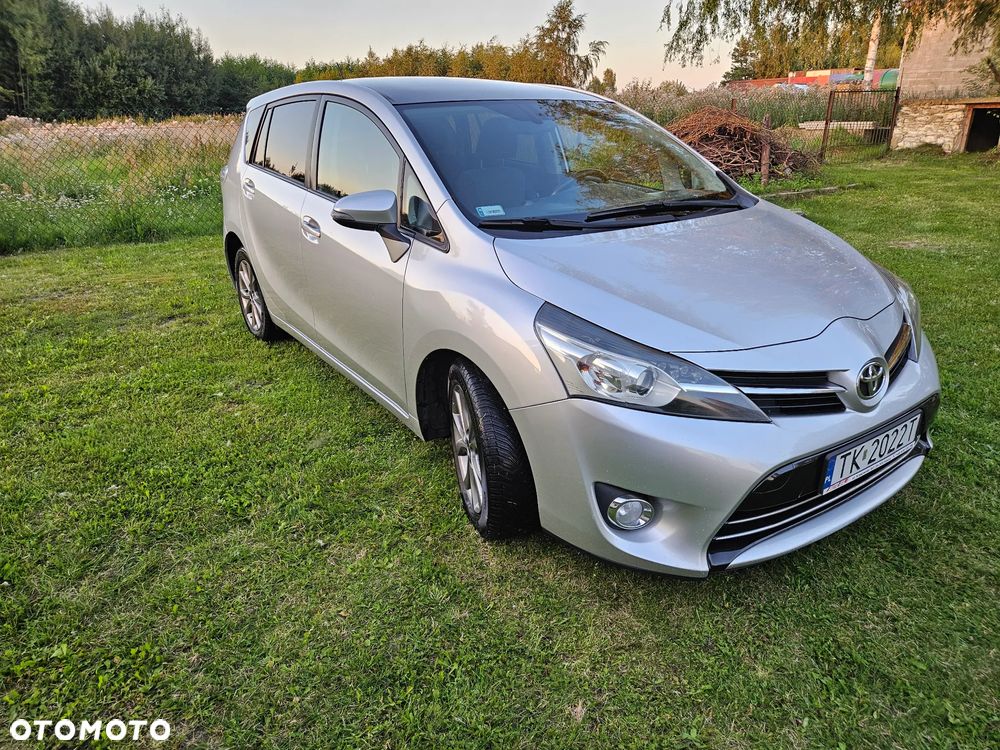 Toyota Verso 2.0 D-4D Premium 7os - 4