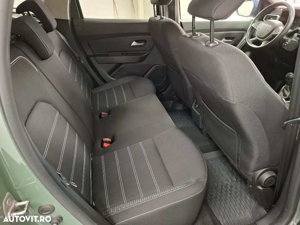 Dacia Duster ECO-G 100 Journey+ - 12