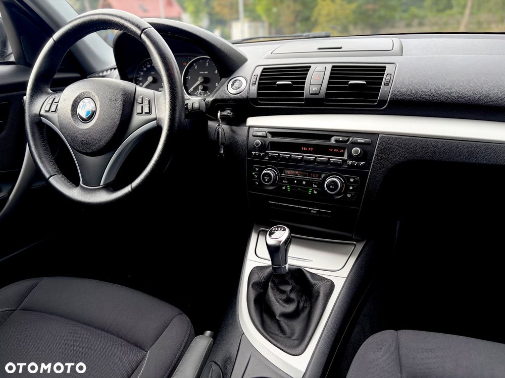BMW Seria 1 116d DPF Edition Lifestyle - 9
