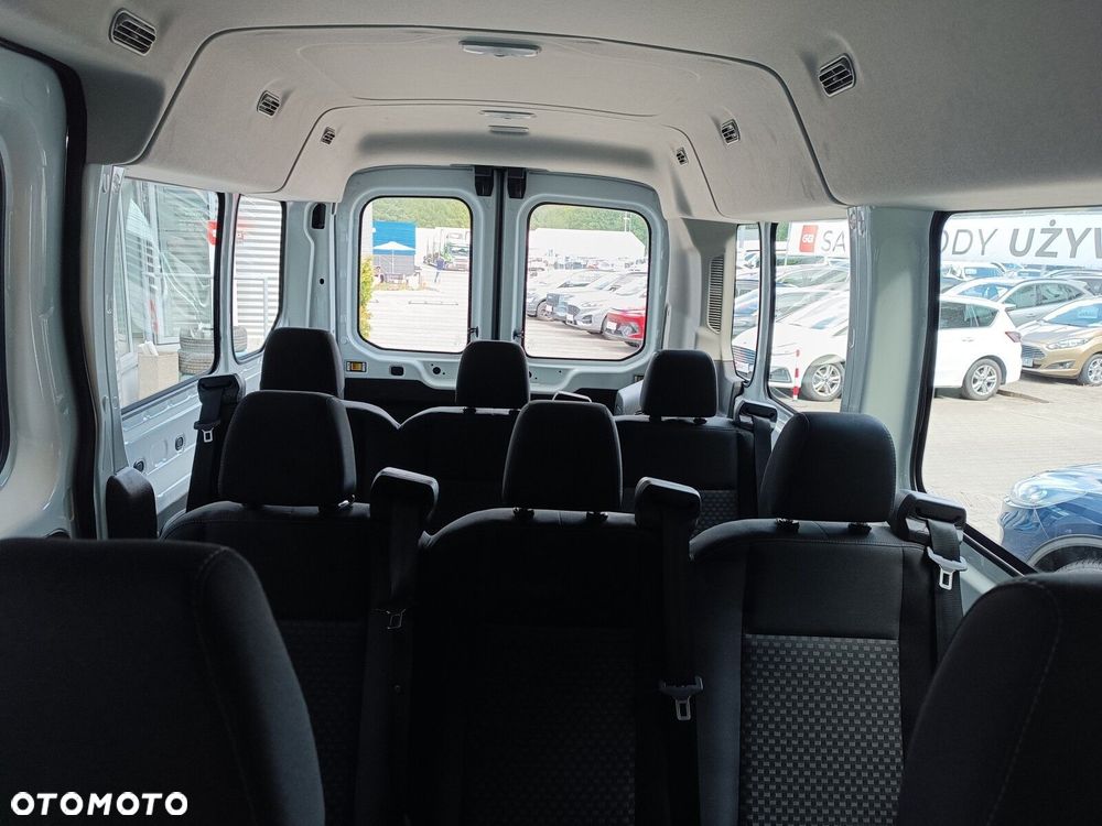 Ford Transit - 30