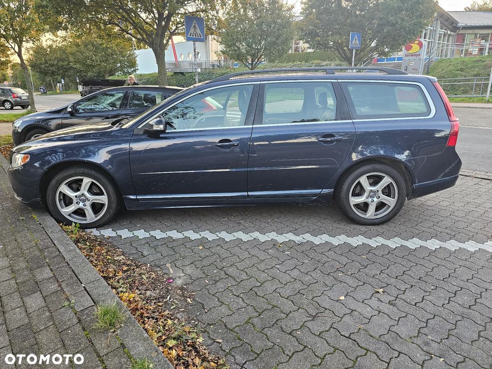 Volvo V70 D3 Momentum - 23