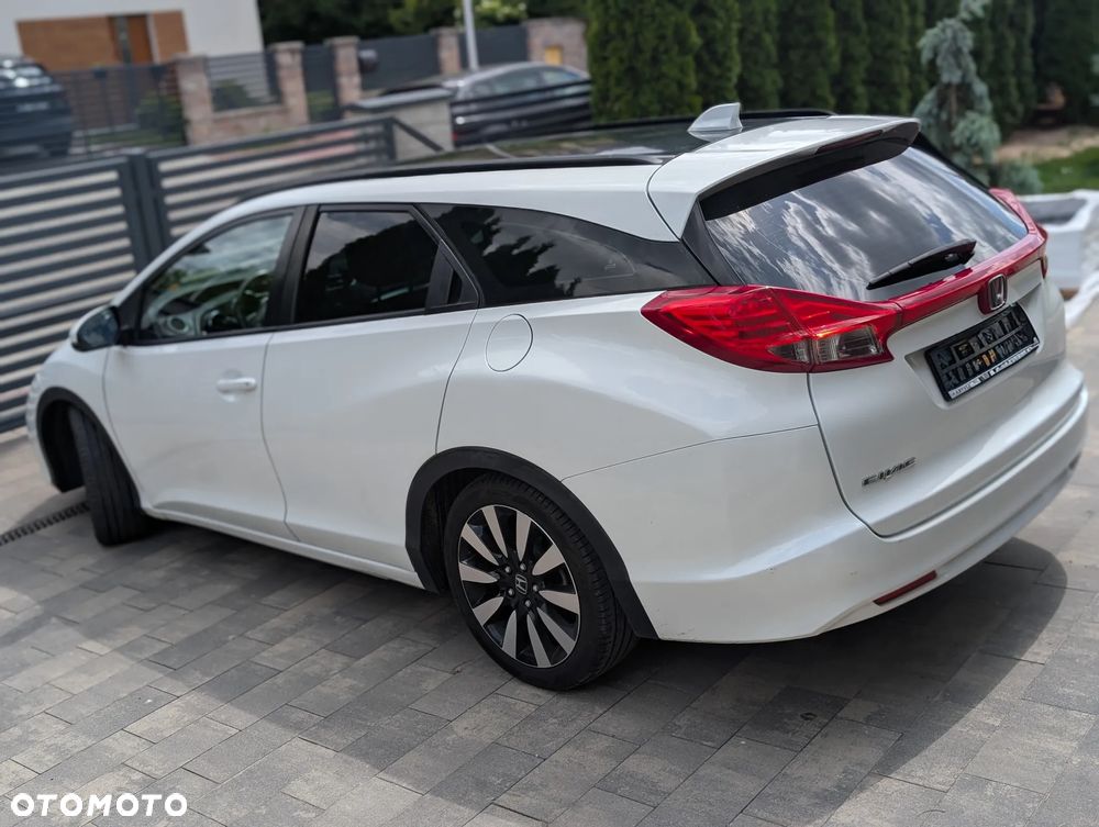 Honda Civic 1.8 Elegance (Honda Connect+) - 8