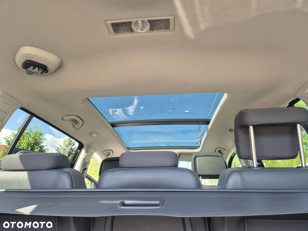 Volkswagen Touran 1.6 TDI DPF Highline - 9