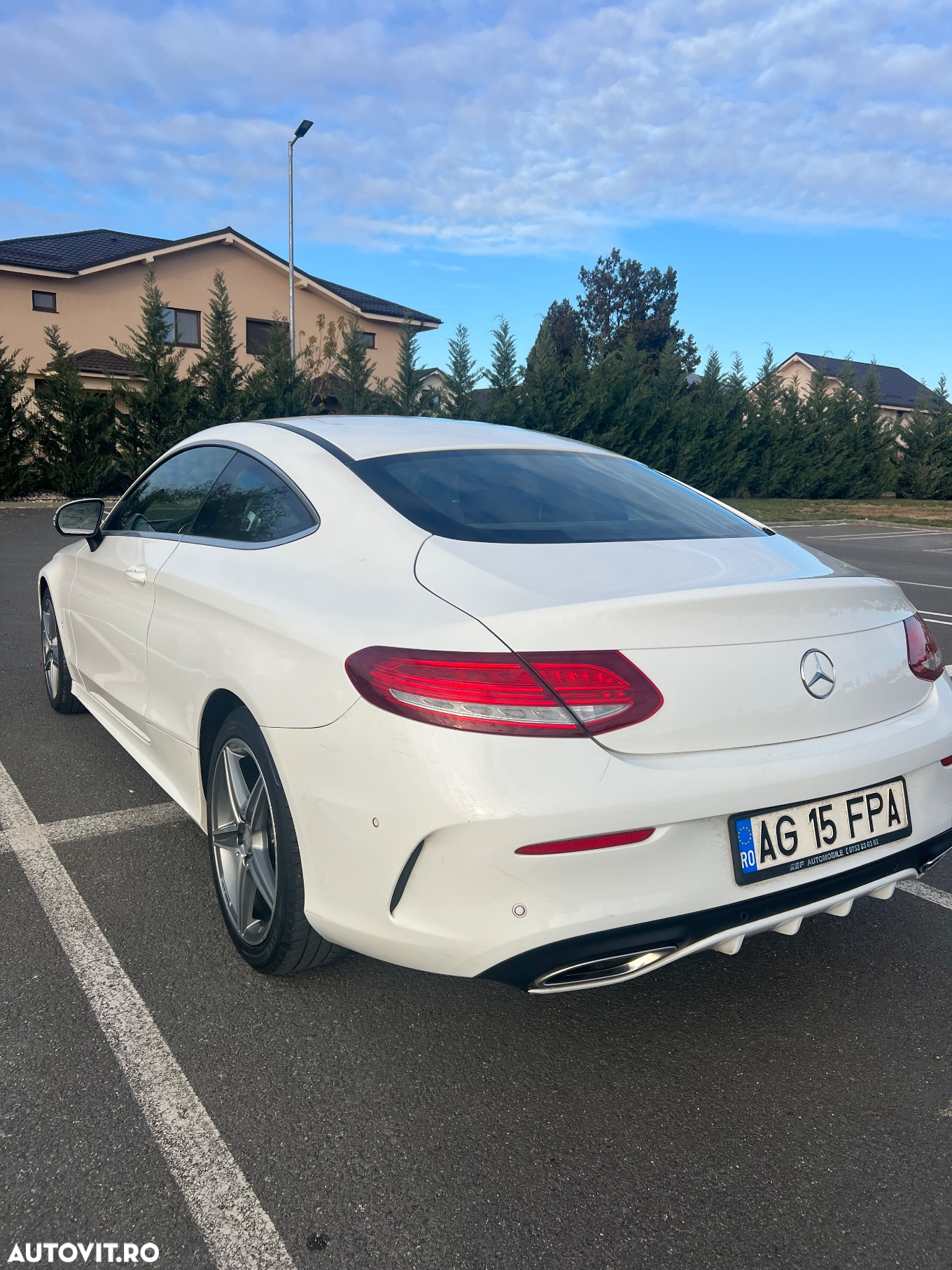 Mercedes-Benz C - 16