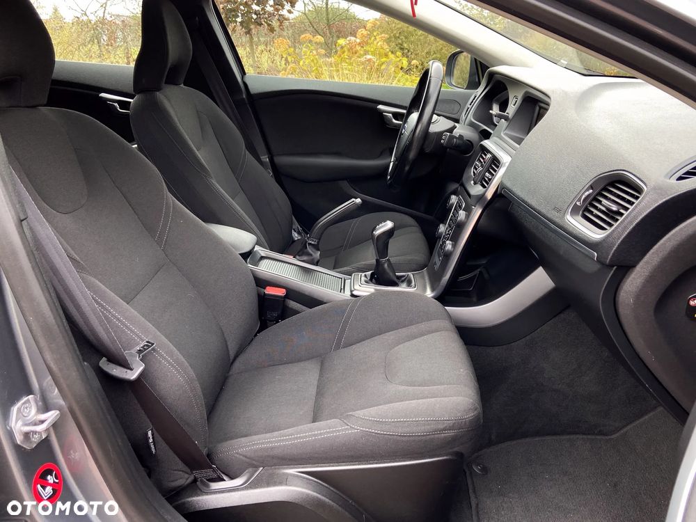 Volvo V40 D2 You - 7