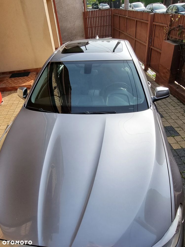 BMW Seria 5 535i xDrive - 23