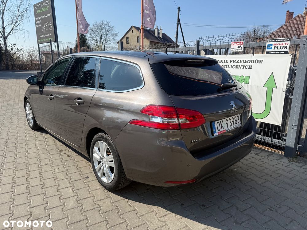 Peugeot 308 1.6 e-HDi Active STT - 4