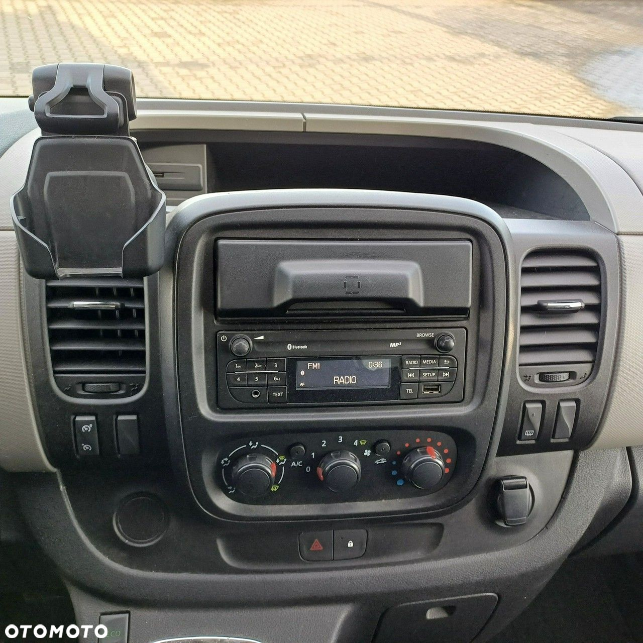 Nissan NV300 - 18