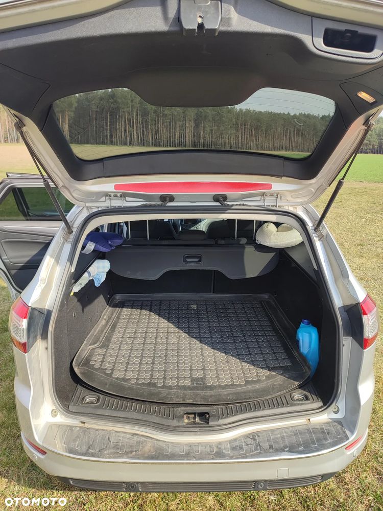 Ford Mondeo 2.0 TDCi Titanium - 16