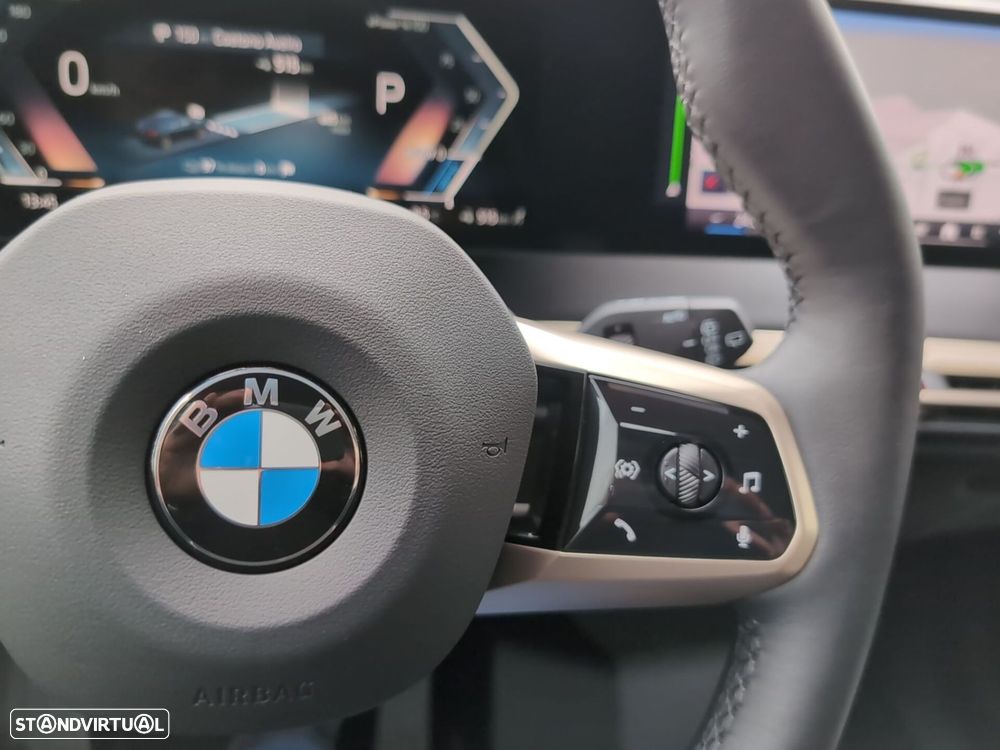 BMW iX xDrive 45 - 22
