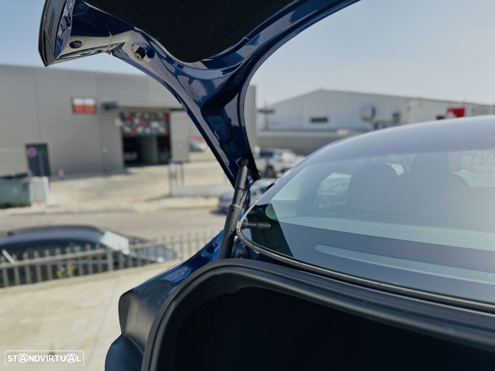 Tesla Model 3 Tração Traseira — fotografia 33