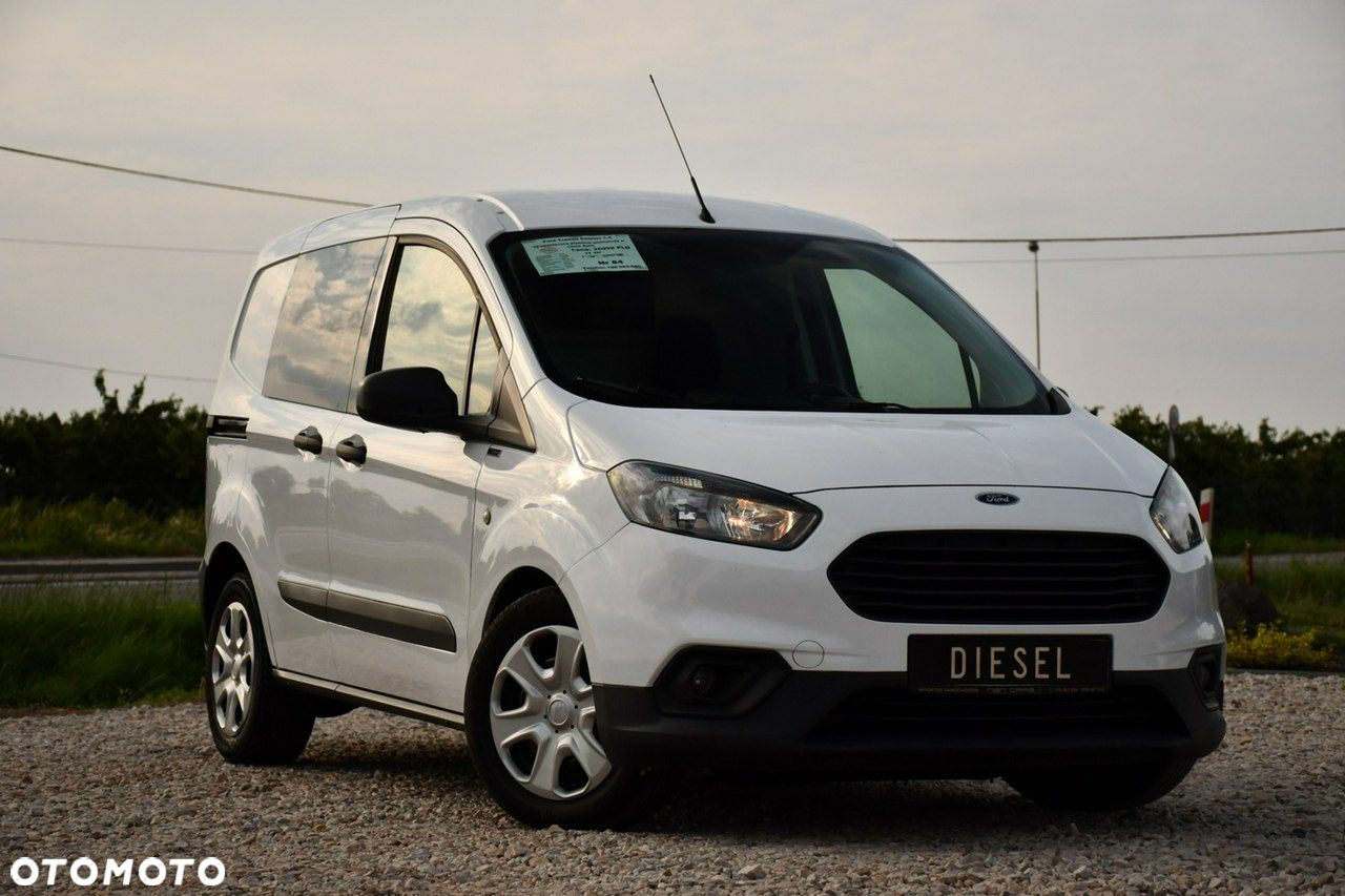 Ford Transit Courier - 6