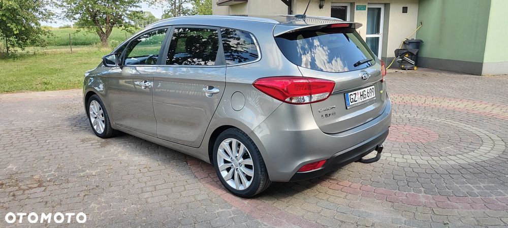 Kia Carens 1.7 CRDi XL 7os - 3