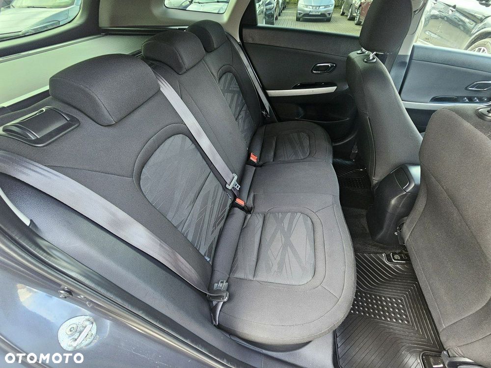 Kia Ceed 1.6 CRDi 128 ISG SW Dream-Team Edition - 26