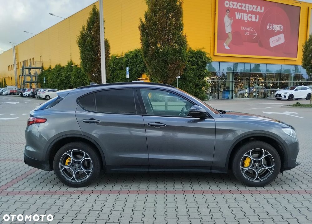 Alfa Romeo Stelvio 2.0 Turbo B-Tech Edition Q4 - 10