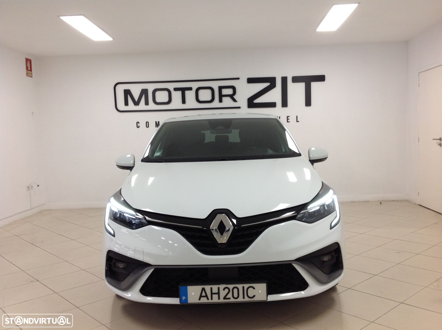 Renault Clio 1.0 TCe RS Line - 2