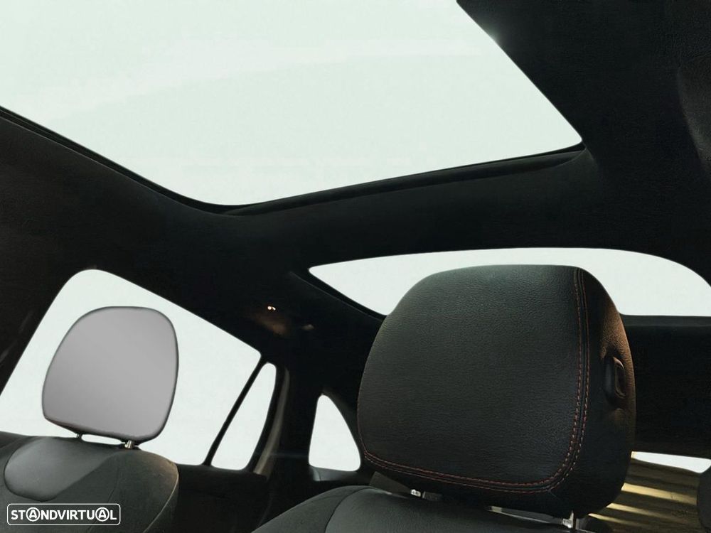 Mercedes-Benz GLA 250 - 18