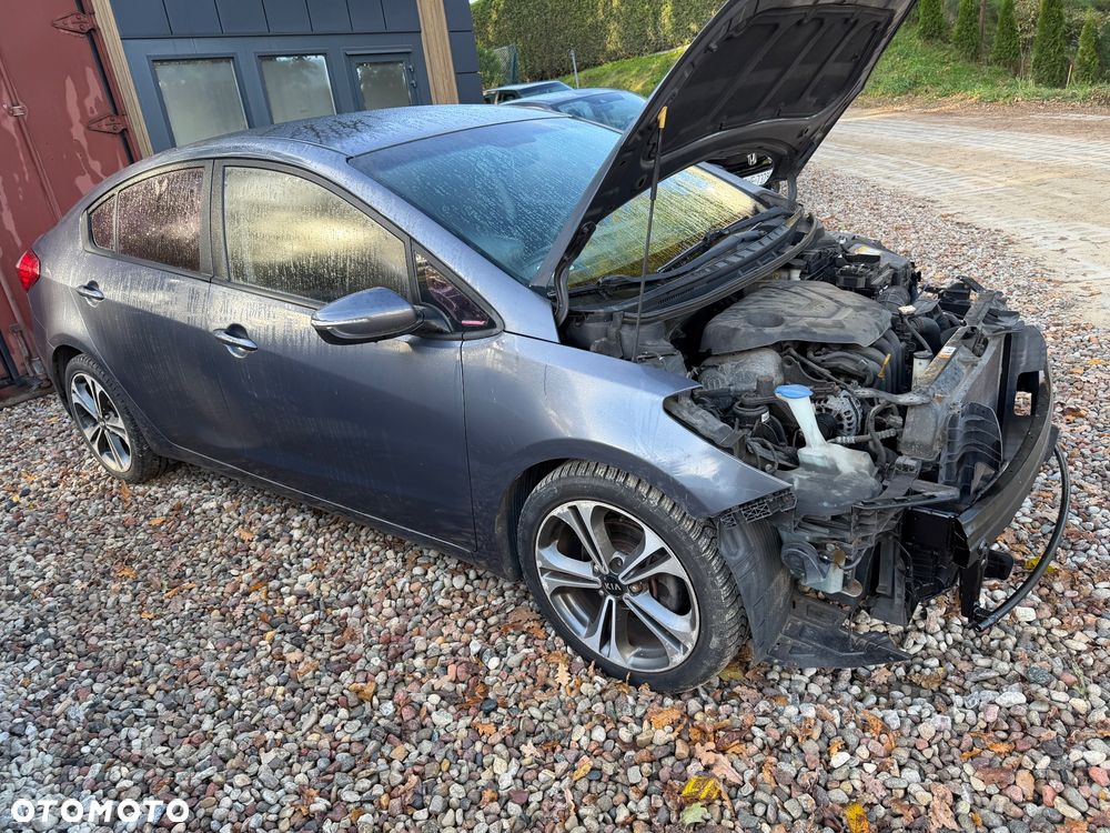 Kia Ceed - 15