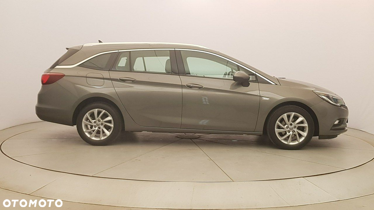 Opel Astra - 8