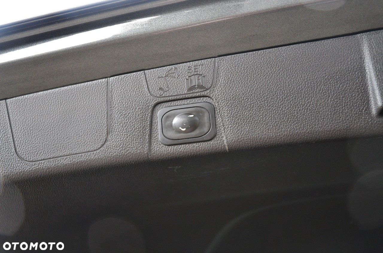 Ford C-MAX - 16
