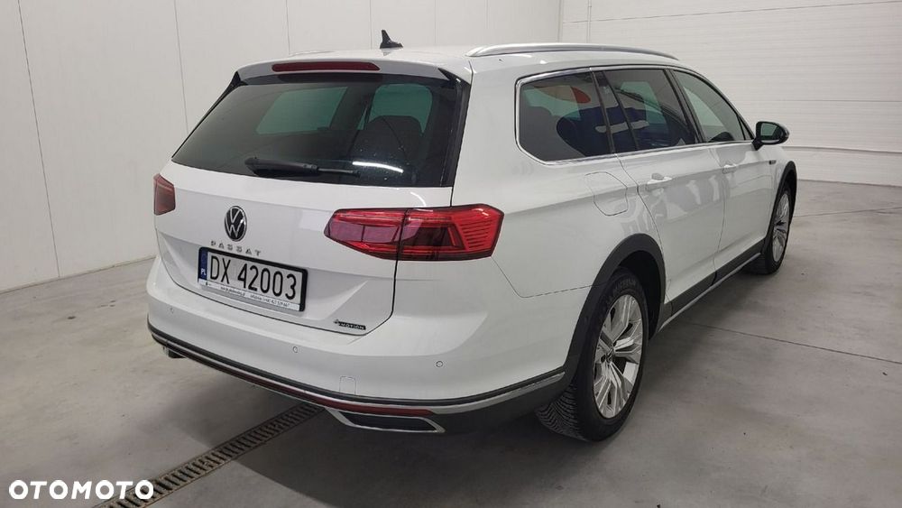 Volkswagen Passat - 6