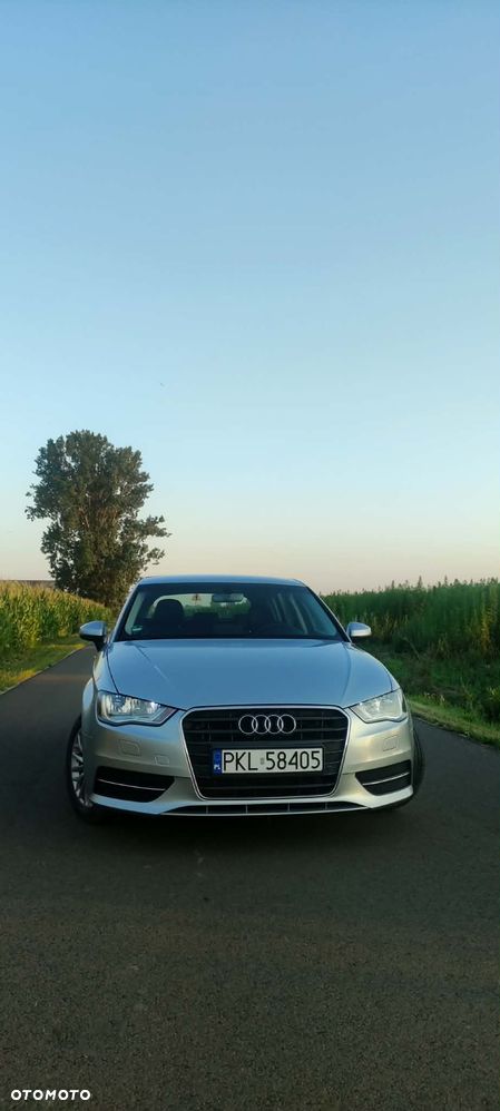 Audi A3 Sportback 2.0 TDI (clean diesel) Ambiente - 4