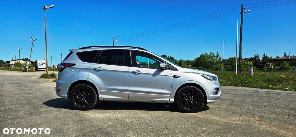 Ford Kuga 2.0 TDCi 4x4 ST-Line - 15