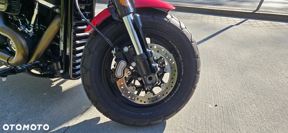 Harley-Davidson Softail Fat Bob - 15