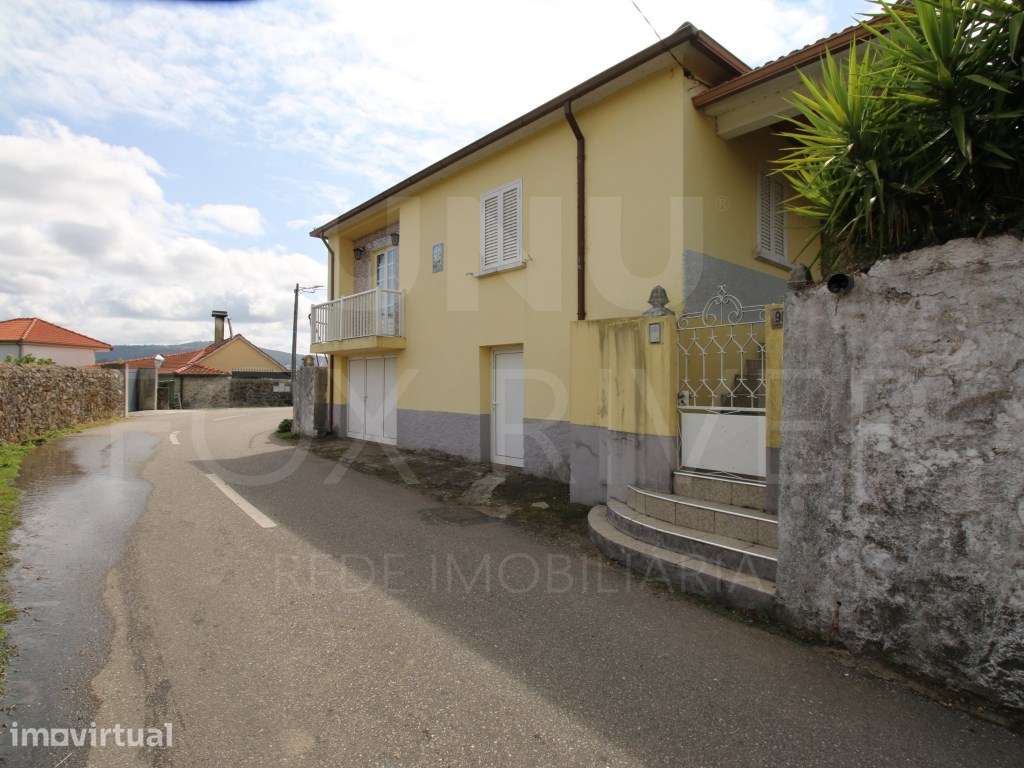 Moradia T3 - Padornelo, Paredes de Coura - Grande imagem: 4/45