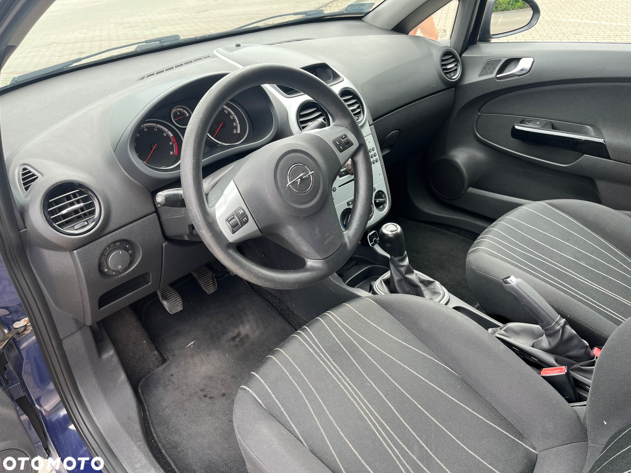 Opel Corsa 1.0 12V - 17
