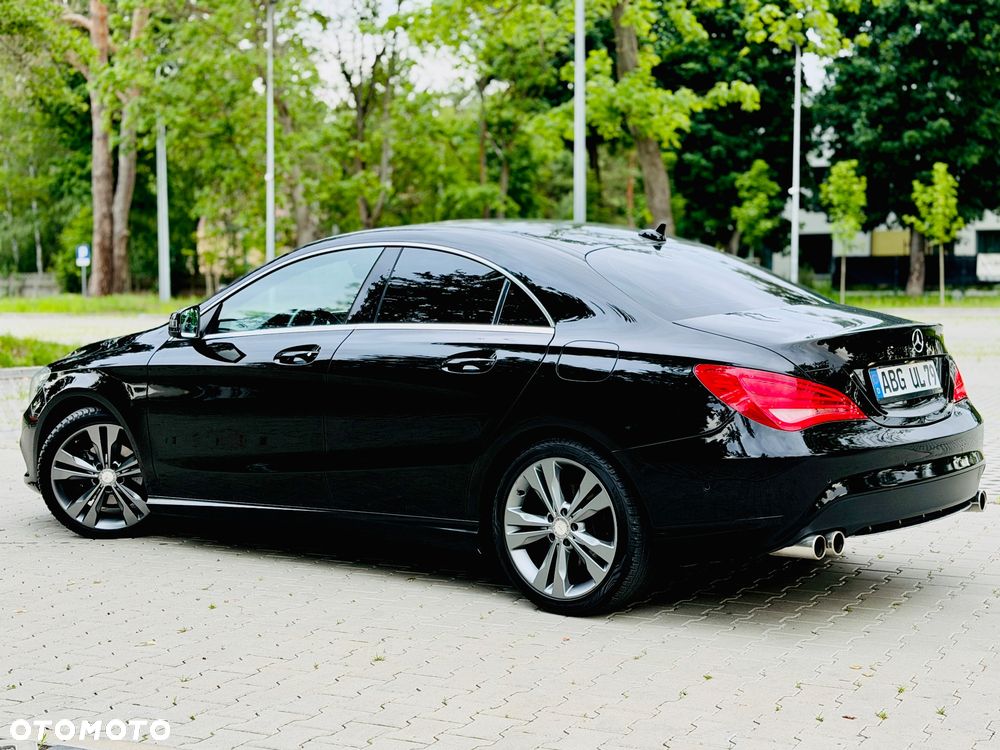 Mercedes-Benz CLA 200 AMG Line - 24