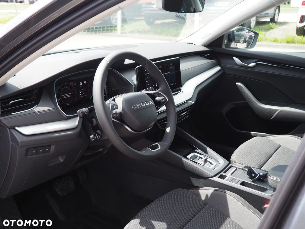 Skoda Octavia 1.5 TSI mHEV Drive Selection DSG - 3