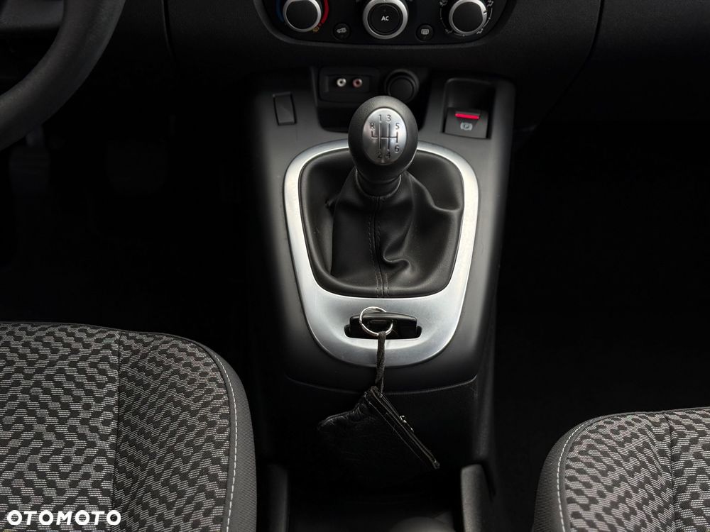 Renault Scenic - 18