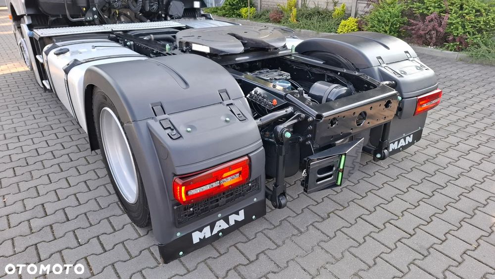 MAN TGX 18.510 GX / LL SA / LOW DECK / MEGA / RETARDER / SALON PL - 14