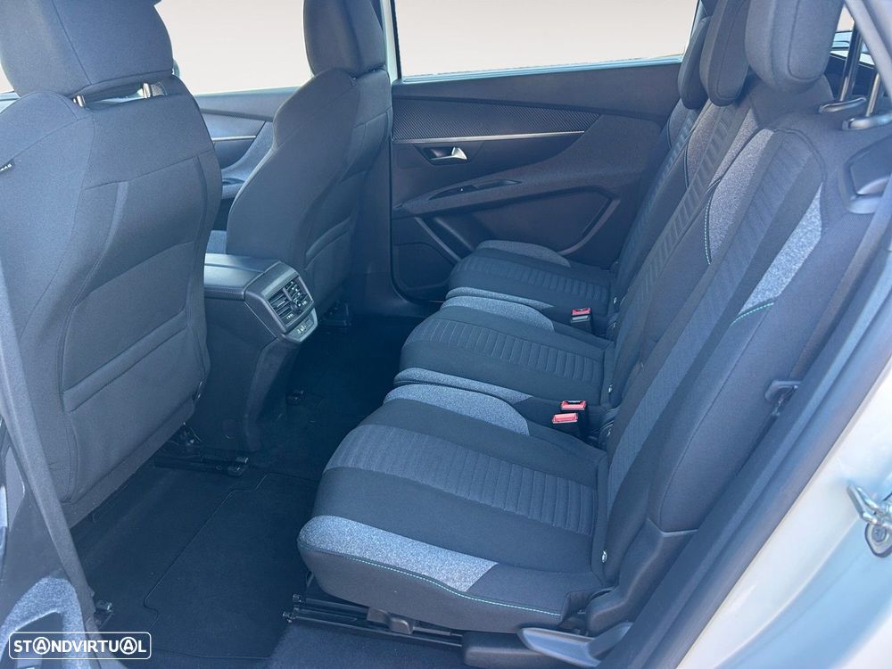 Peugeot 5008 1.5 BlueHDi Active Pack EAT8 - 13
