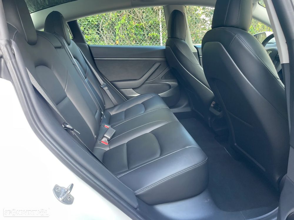 Tesla Model 3 Tração Traseira - 24