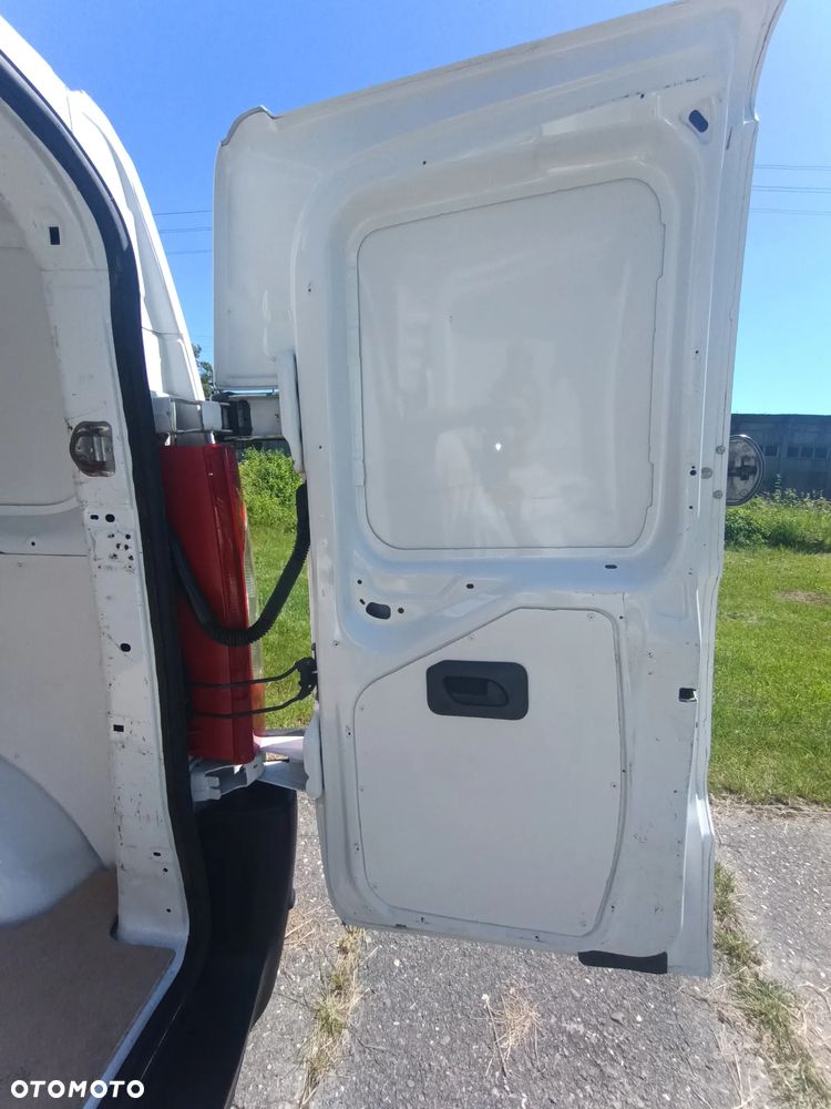 Citroën Jumpy 2.0 diesel 128 kM manual 2014 rok ORGINALNY PRZEBIEG, sprowadzony ze Szwecji- STAN BARDZO DOBRY!!! - 38