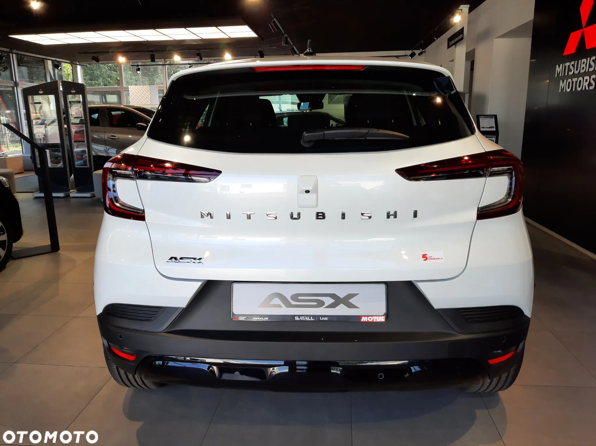 Mitsubishi ASX - 5
