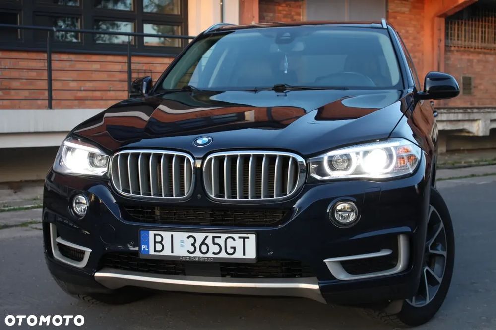 BMW X5 xDrive50i - 2