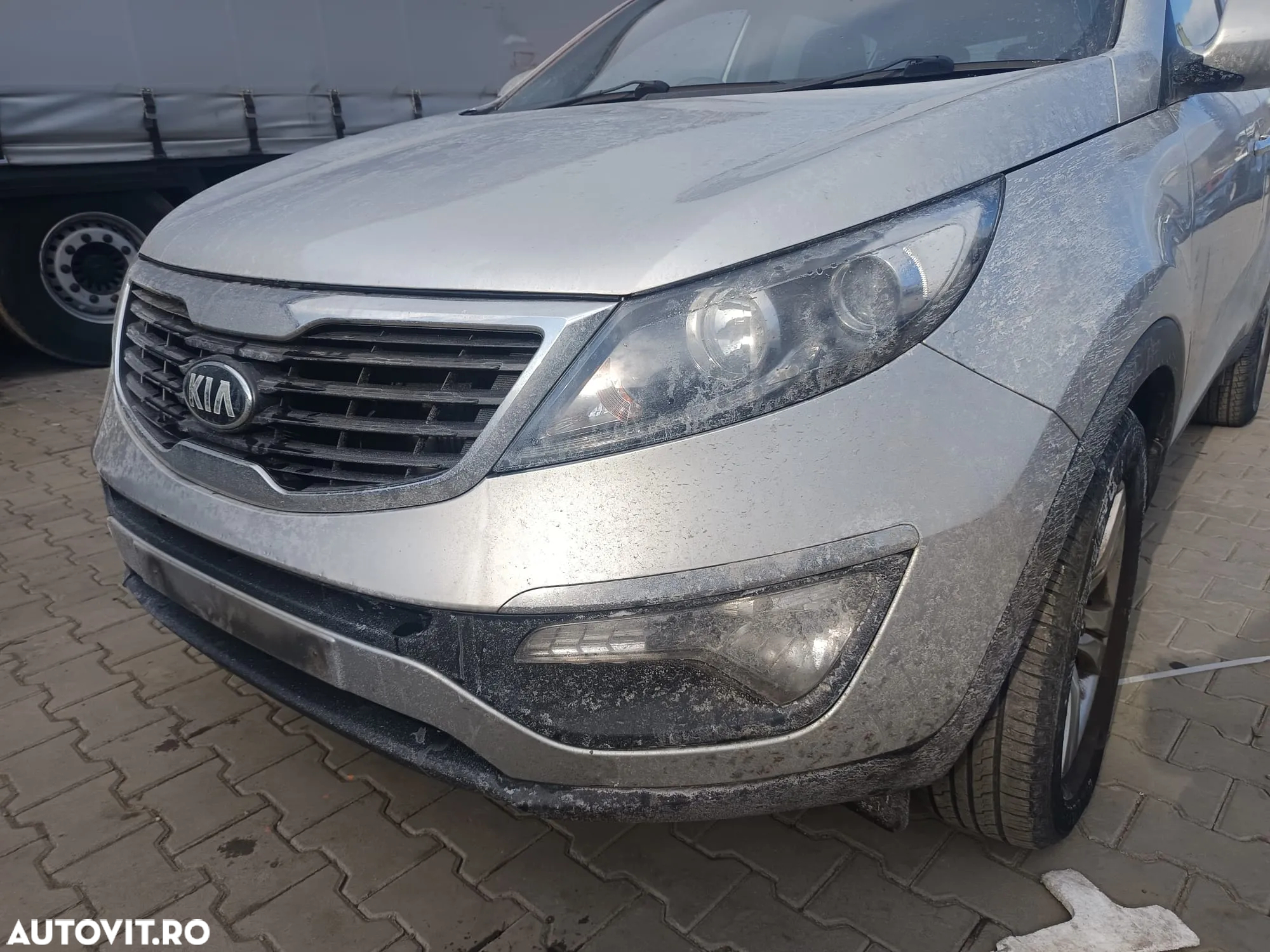 Dezmembram Kia Sportage 2012 1.7 diesel, cutie manuala Cod motor: D4LD - 2