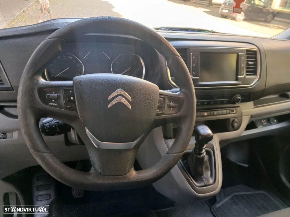 Citroën Jumpy 2.0 BlueHDi XL Semi-Vidrado - 17