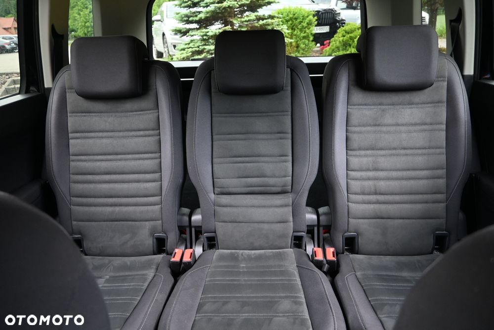 Volkswagen Touran 1.6 TDI SCR (BlueMotion Technology) DSG Comfortline - 30