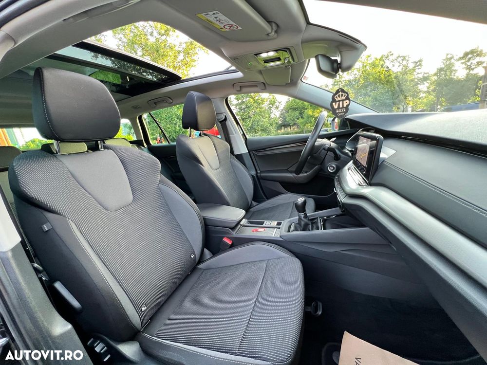 Skoda Octavia 2.0 TDI Ambition - 23