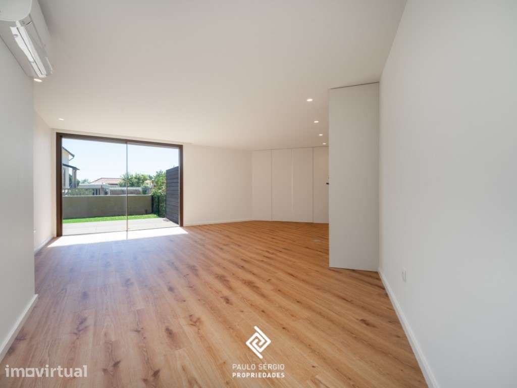 Apartamento T2 com terraço no Granja Living - Grande imagem: 3/13