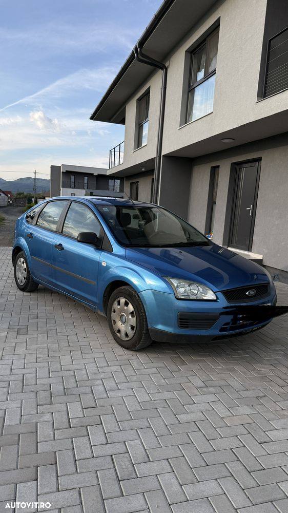 Ford Focus - 1
