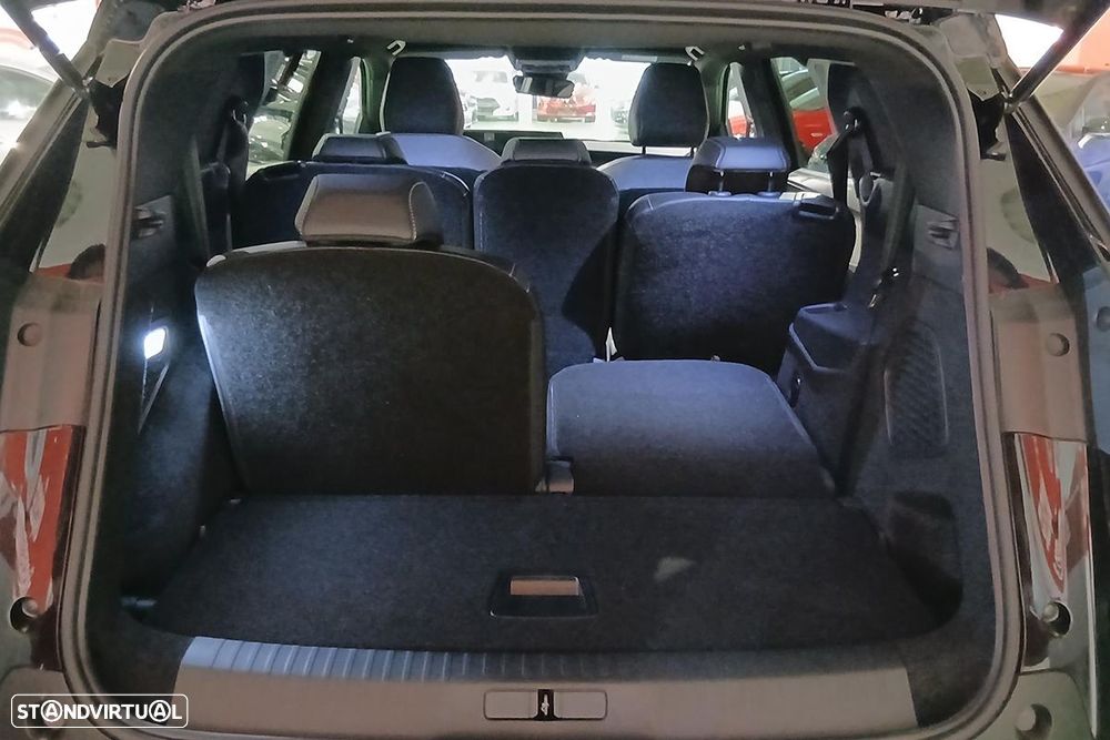 Peugeot 5008 1.2 Hybrid Allure e-DCS6 - 15