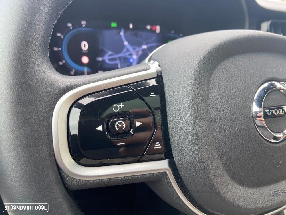 Volvo XC 60 2.0 T6 PHEV Ultra Bright - 33