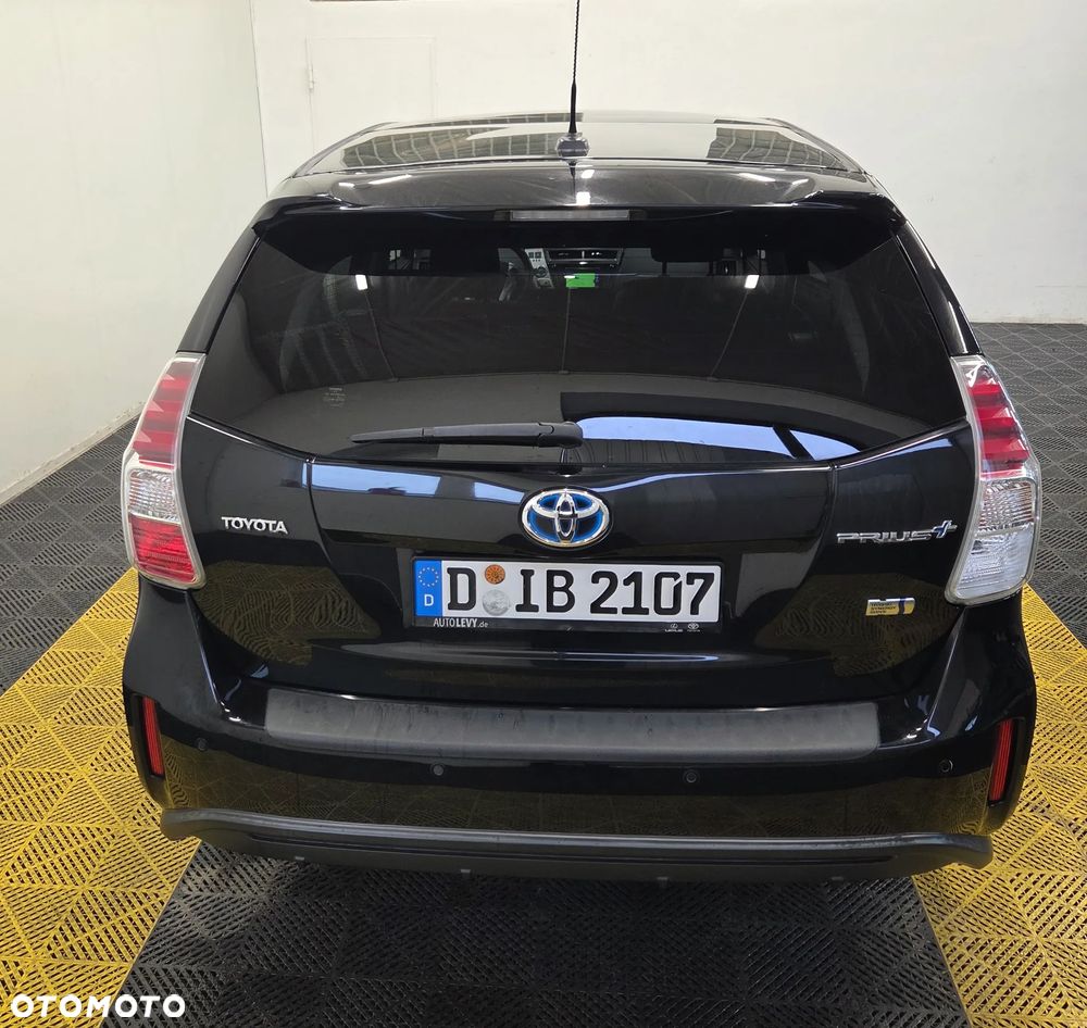 Toyota Prius+ (Hybrid) Executive - 4