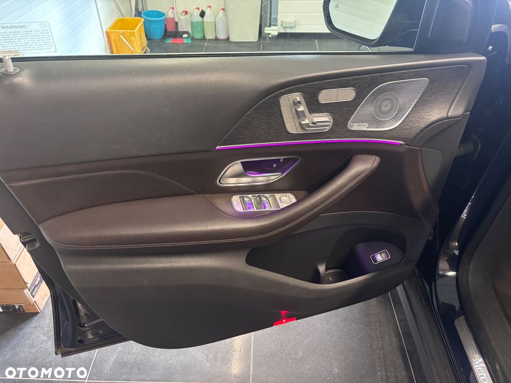 Mercedes-Benz GLE - 32