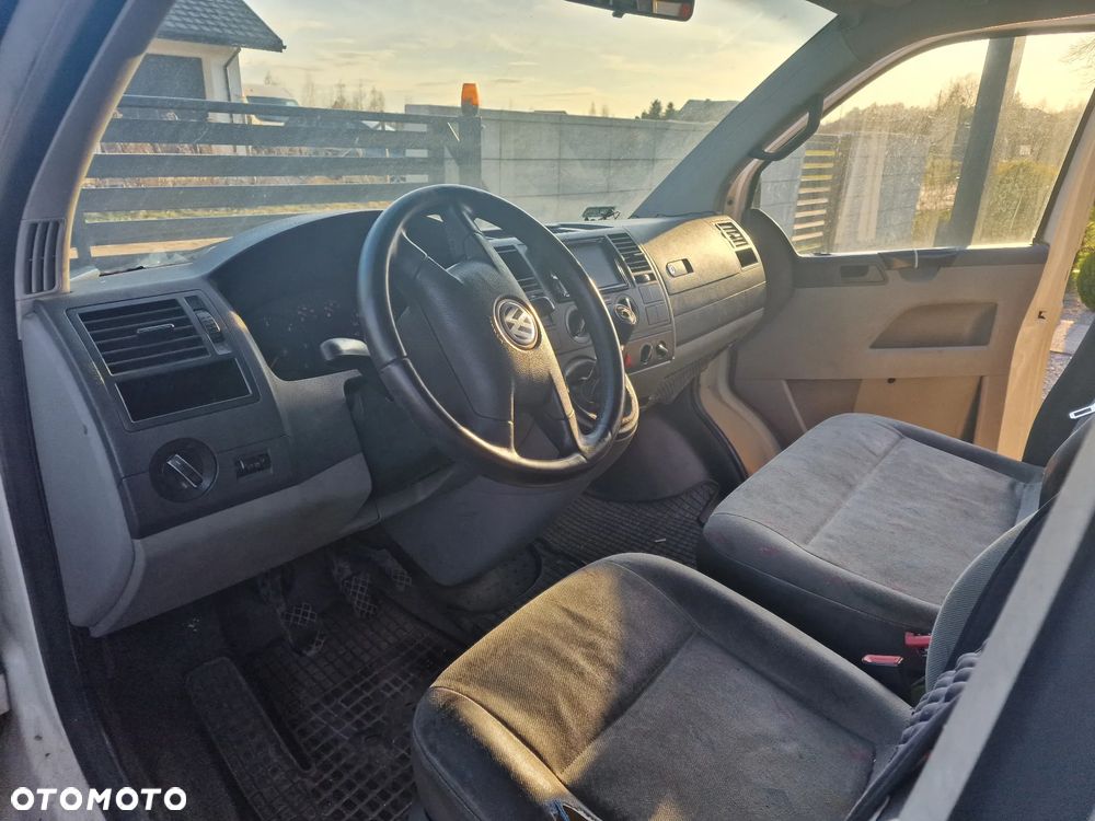 Volkswagen Transporter - 5